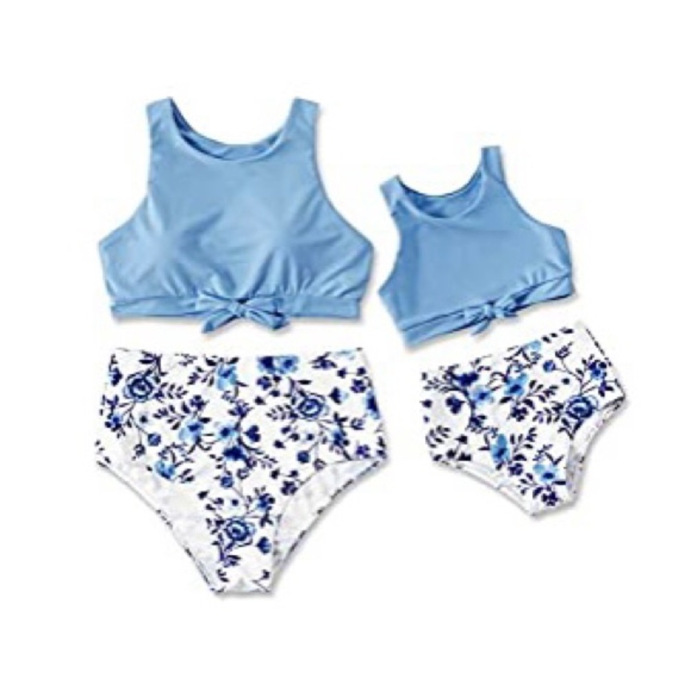 IFFEI Two Piece Swimsuit Woman’s Medium Light Blue - Picture 9 of 9